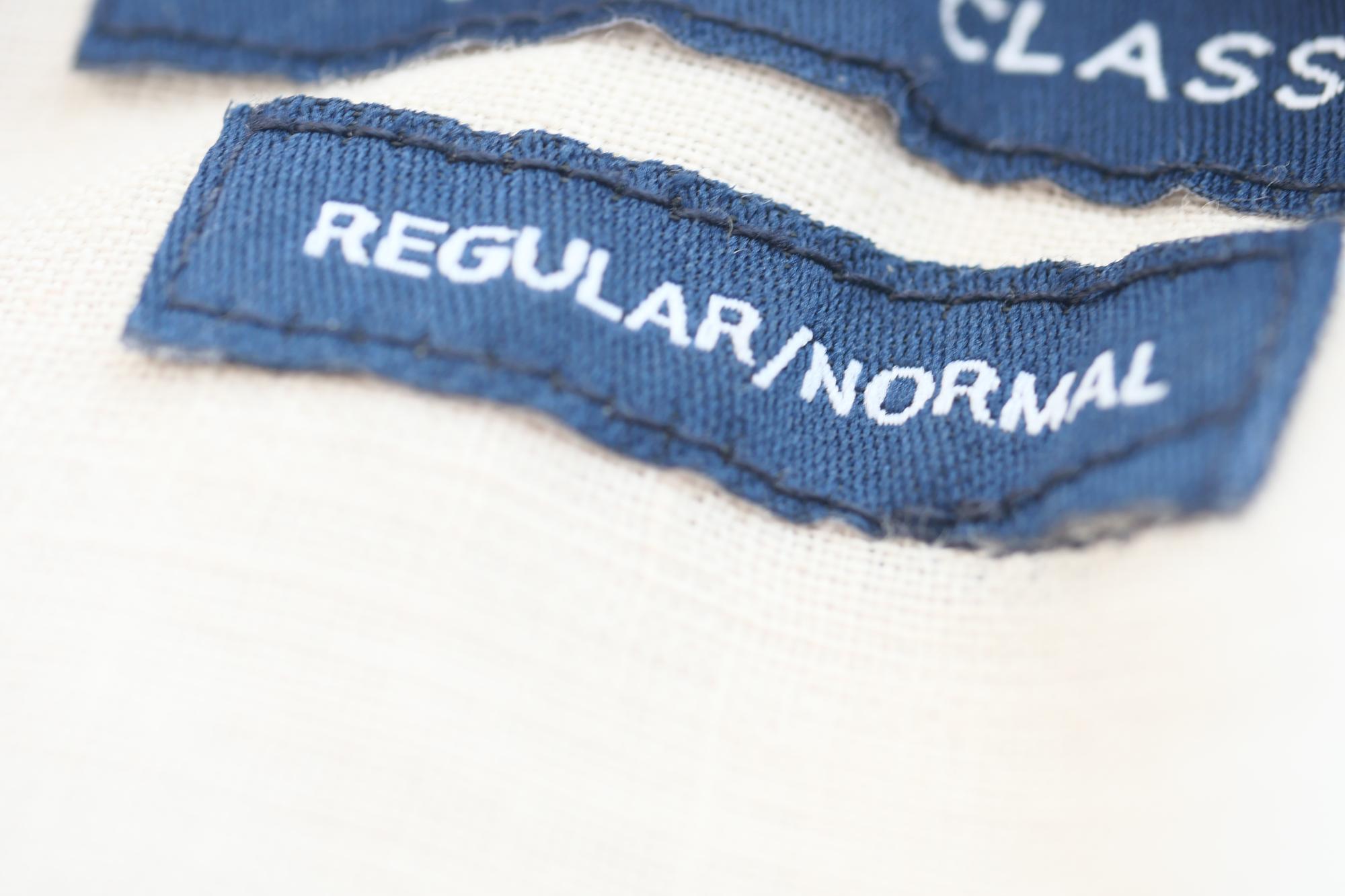 Neatly finished hem with embroidered label